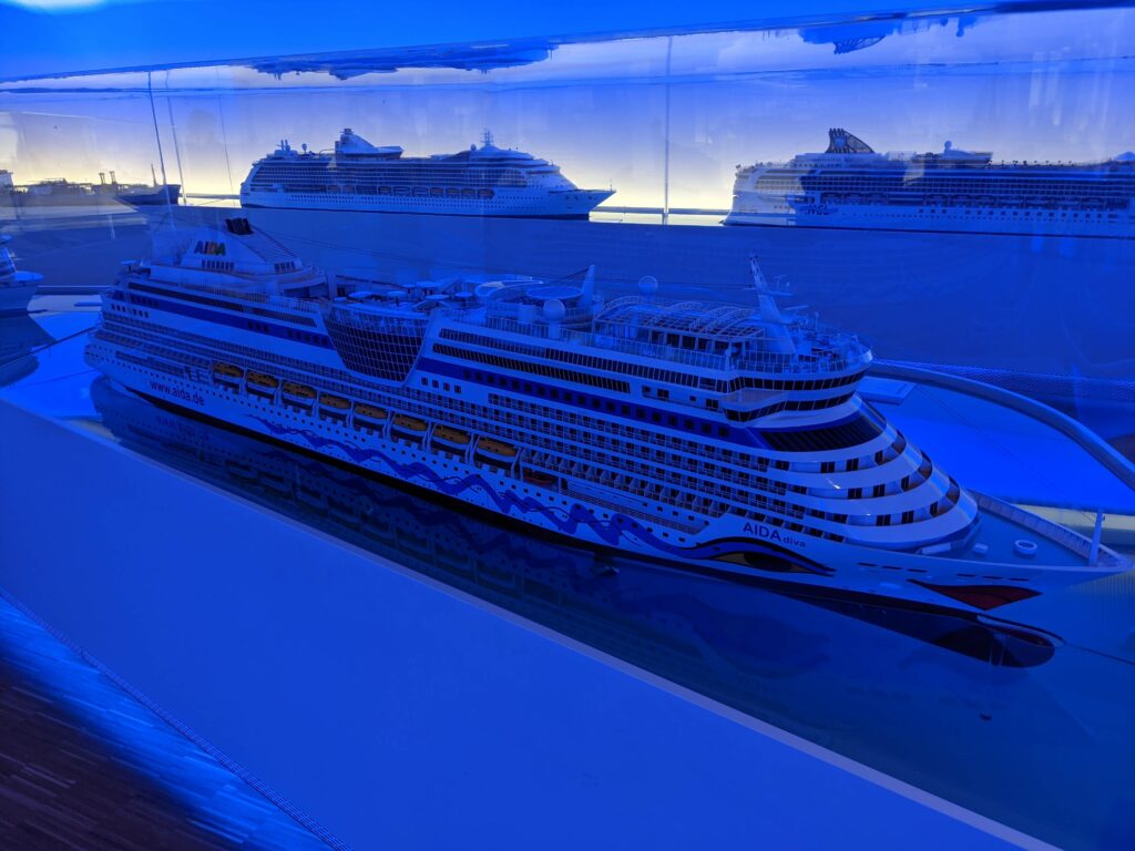 Meyer Werft Besucherzentrum Modelle 4