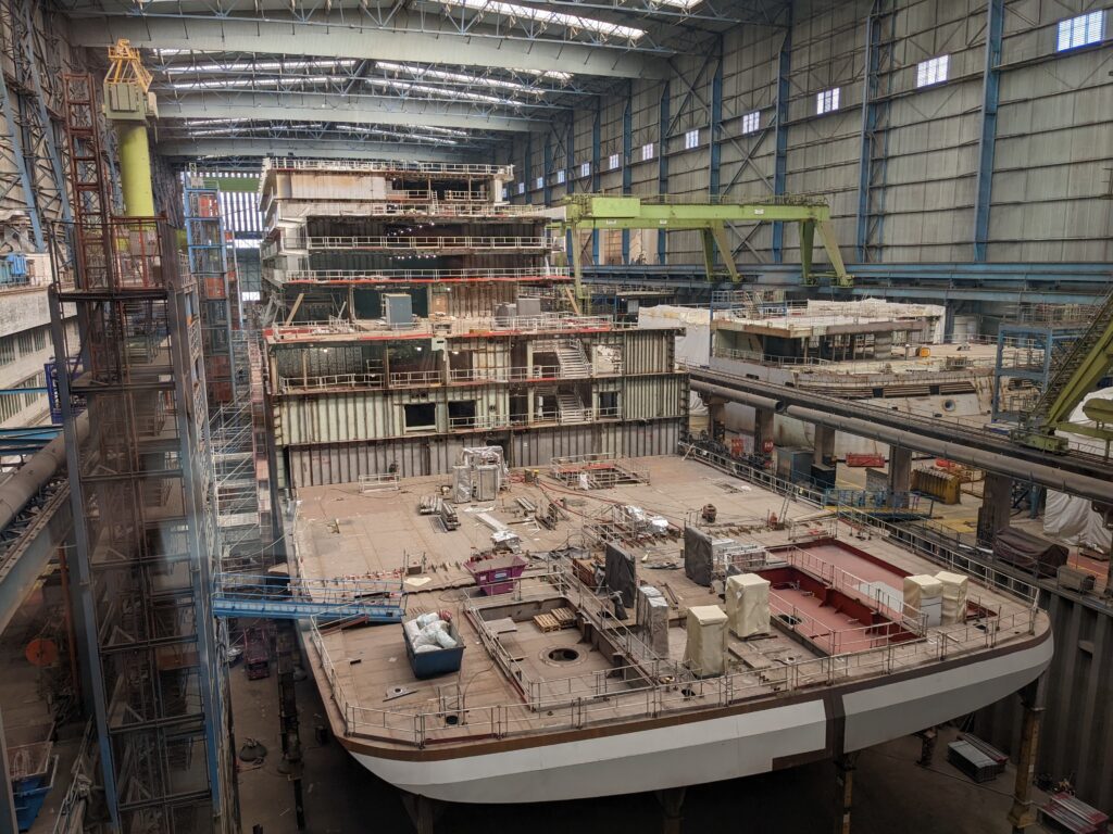 Meyer Werft Besucherzentrum Werfthalle